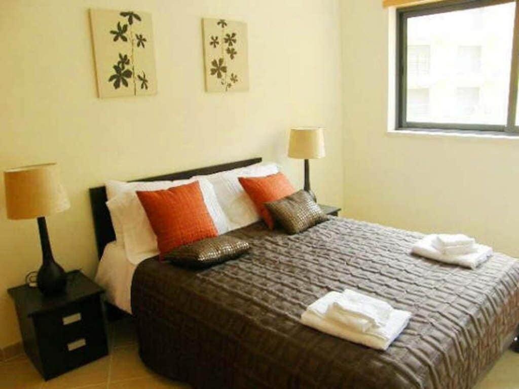 Luxury Two Br Pool View Beach Side Apartment At Algarve'S Longest Beach Armação de Pêra Extérieur photo
