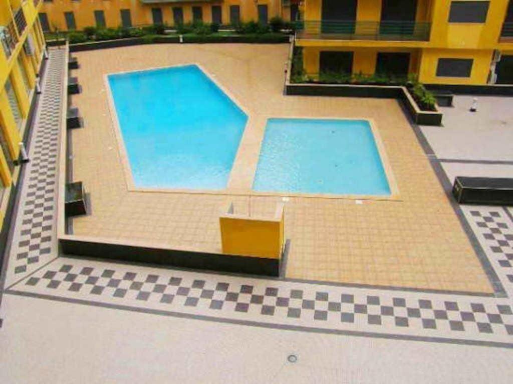 Luxury Two Br Pool View Beach Side Apartment At Algarve'S Longest Beach Armação de Pêra Extérieur photo